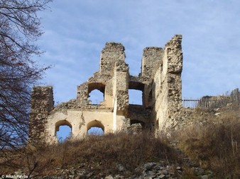 D�v�� k�men